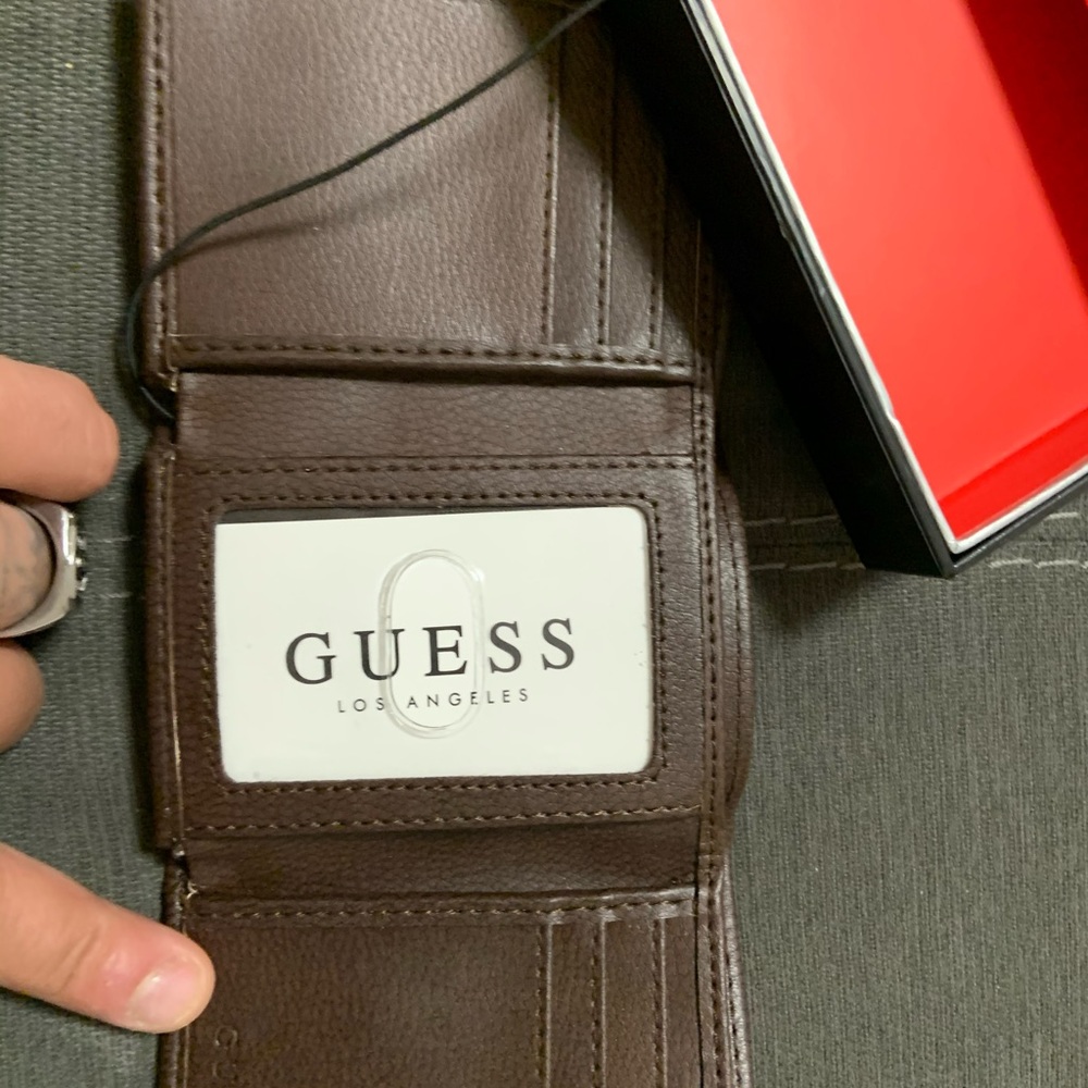 Guess wallet